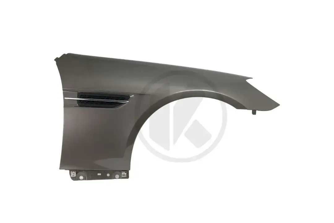 a1728800207   front fender